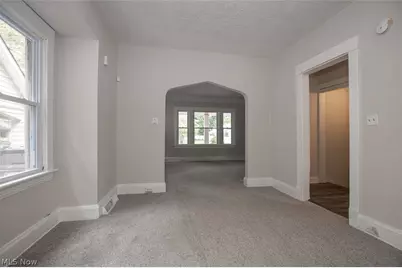 516 E 124th Street, Loveland, OH 44108 - Photo 5