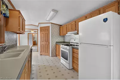 35157 Center Ridge Road #153, North Ridgeville, OH 44039 - Photo 15