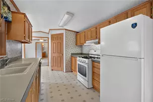 35157 Center Ridge Rd, North Ridgeville, OH 44039 - Photo 15