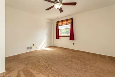 478 Manhattan Pky, Painesville Twp, OH 44077 - Photo 29