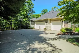 3451 Hunting Run Rd, Medina, OH 44256 - Photo 7