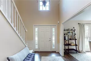 10385 Oviatt Ln, Twinsburg, OH 44087 - Photo 3