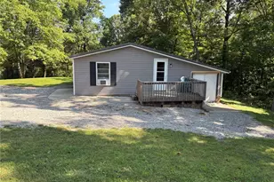 42570 Tucker Rd, Coolville, OH 45723 - Photo 3