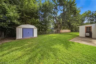 33450 Willowick Dr, Eastlake, OH 44095 - Photo 27