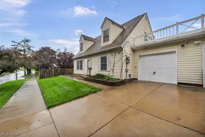 1251 W 70th Street, Loveland, OH 44102 - Photo 3