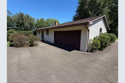6322 Chiltern Road NW, Canal Fulton, OH 44614 - Photo 5