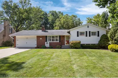 828 Eastview Avenue, Wadsworth, OH 44281 - Photo 1