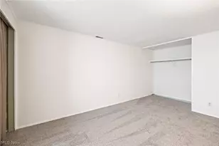 28 Valley Forge Ln, Elyria, OH 44035 - Photo 13