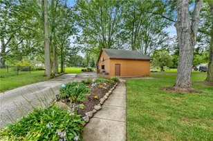 33 Warner St, Seville, OH 44273 - Photo 3