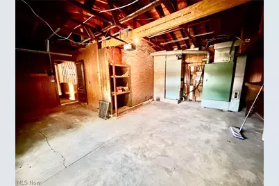 132 W Indian Street, Gnadenhutten, OH 44629 - Photo 39