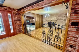 132 W Indian St, Gnadenhutten, OH 44629 - Photo 7