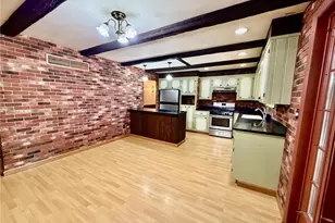 132 W Indian St, Gnadenhutten, OH 44629 - Photo 5