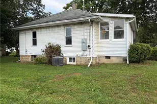 540 Mulvane St, Newcomerstown, OH 43832 - Photo 25