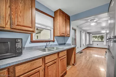 3943 Palm Avenue, Lorain, OH 44055 - Photo 7