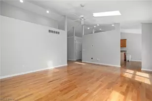 1024 Hunters Chase, Grafton, OH 44044 - Photo 23
