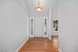 1024 Hunters Chase, Grafton, OH 44044 - Photo 15