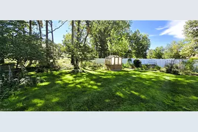 1024 Hunters Chase, Grafton, OH 44044 - Photo 45