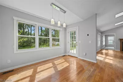 1024 Hunters Chase, Grafton, OH 44044 - Photo 29