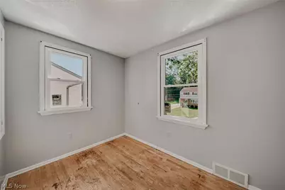 32909 Alva Drive, Eastlake, OH 44095 - Photo 17