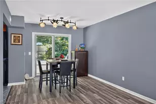 8257 Lancaster Dr, Mentor, OH 44060 - Photo 7