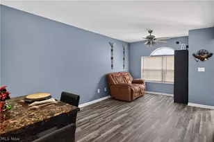 8257 Lancaster Dr, Mentor, OH 44060 - Photo 5