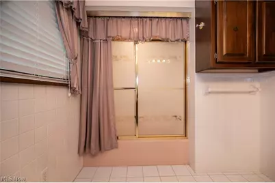 2882 Decamp Road, Youngstown, OH 44511 - Photo 27