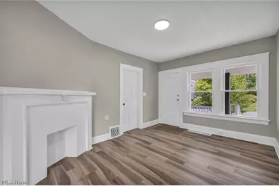 13504 Ashburton Avenue, Loveland, OH 44110 - Photo 9