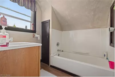 4244 Laffer Square, Sandyville, OH 44671 - Photo 27