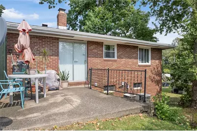 1360 Brittain Woods Road, Akron, OH 44310 - Photo 27