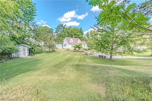 611 Weymouth Rd, Medina, OH 44256 - Photo 3