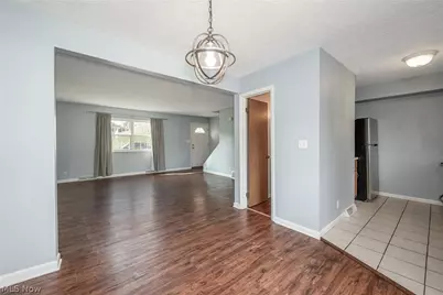 1317 Sandelwood Oval, Kent, OH 44240 - Photo 5