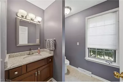 5336 Wood Trail Avenue NE, Canton, OH 44705 - Photo 17