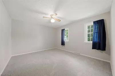 5336 Wood Trail Avenue NE, Canton, OH 44705 - Photo 29