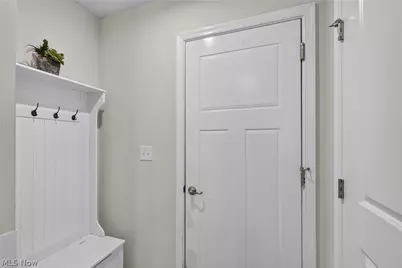 7205 Cody Court, Mentor, OH 44060 - Photo 9