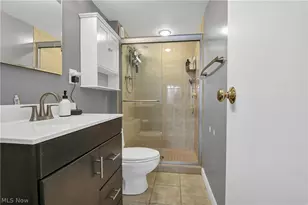 12500 Edgewater Dr, Oakwood, OH 44107 - Photo 27