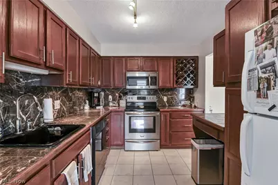12500 Edgewater Drive #1603, Oakwood, OH 44107 - Photo 11