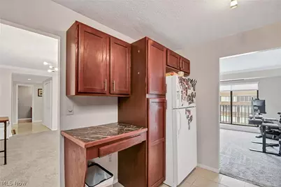 12500 Edgewater Drive #1603, Oakwood, OH 44107 - Photo 13
