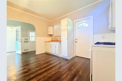 1147 Newton Street, Akron, OH 44305 - Photo 9