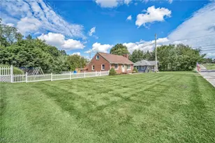 991 Hartshorn St, Alliance, OH 44601 - Photo 7
