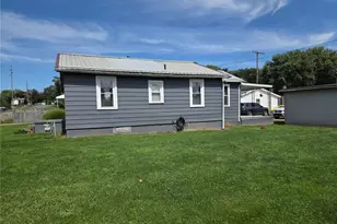 1118 S 6th St, Coshocton, OH 43812 - Photo 5