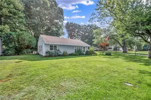 1781 Perth Rd, Madison, OH 44057 - Photo 3