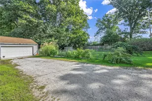 1781 Perth Rd, Madison, OH 44057 - Photo 35