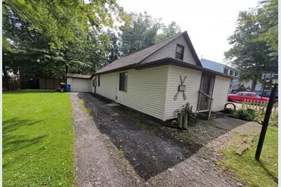 531 Robinwood Avenue, Sheffield Lake, OH 44054 - Photo 3