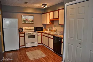 736 Kirkwall Dr, Copley, OH 44321 - Photo 15