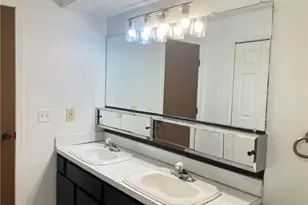 736 Kirkwall Dr, Copley, OH 44321 - Photo 25