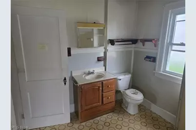 5663 N Ridge W, Saybrook, OH 44004 - Photo 9