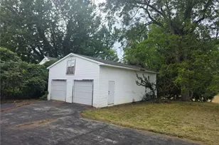 5663 N Ridge W, Saybrook, OH 44004 - Photo 5