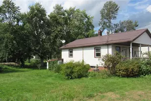 1202 N Uhrich St, Uhrichsville, OH 44683 - Photo 3