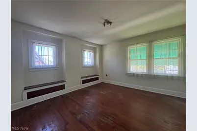211 E Main Street, St Clairsville, OH 43950 - Photo 29