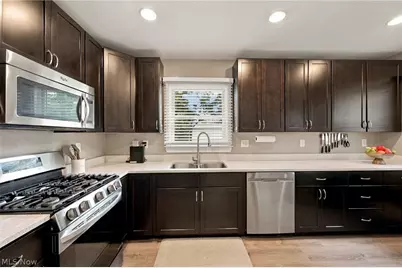 14918 Lakewood Heights Boulevard, Oakwood, OH 44107 - Photo 15